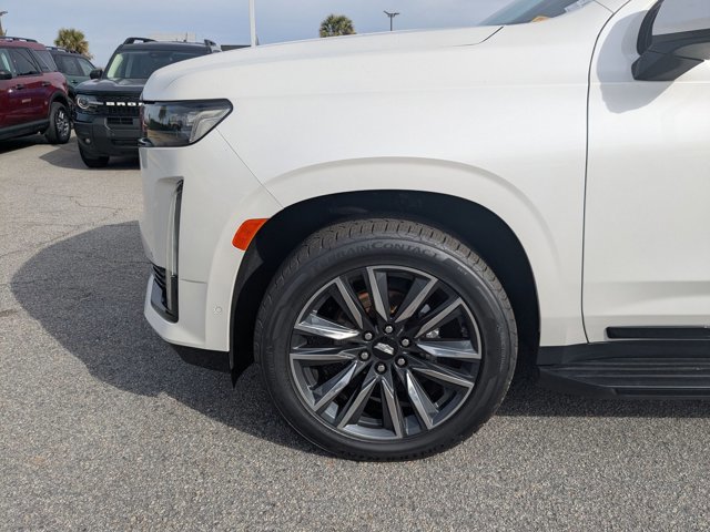 Used 2024 Cadillac Escalade Sport AWD/4WD image 17