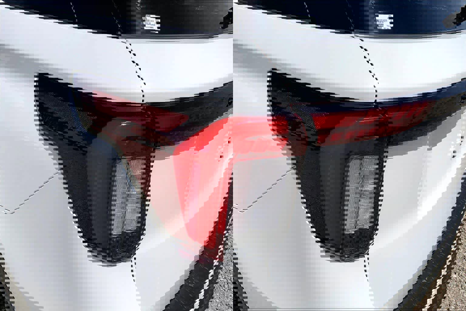 Certified 2025 Ford Explorer ST image 26