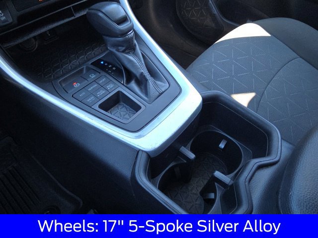 Used 2022 Toyota RAV4 XLE AWD/4WD image 29