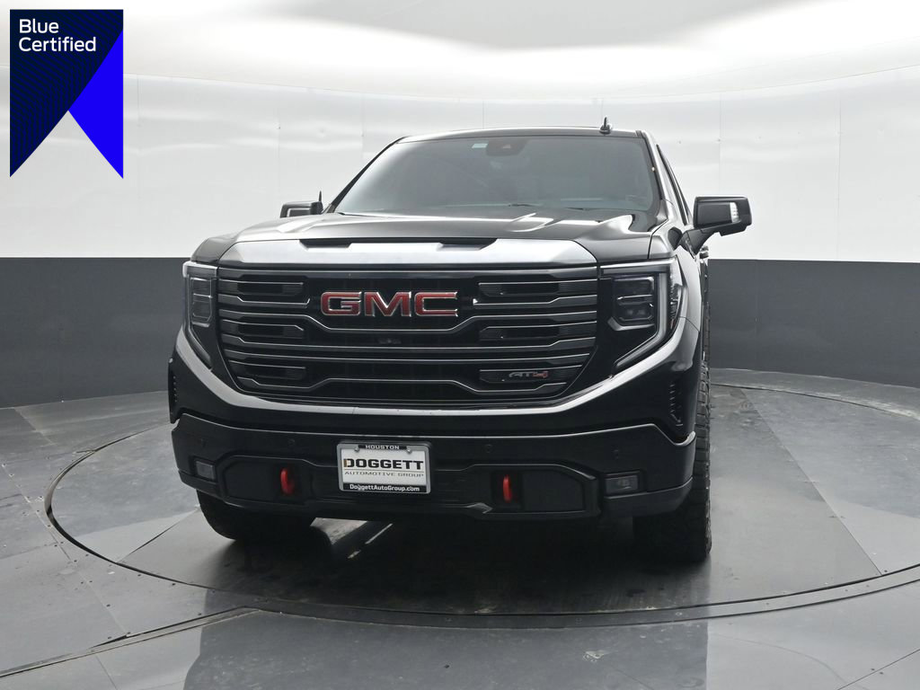 Used 2022 GMC Sierra 1500 AT4 w/ AT4 Premium Package image 1