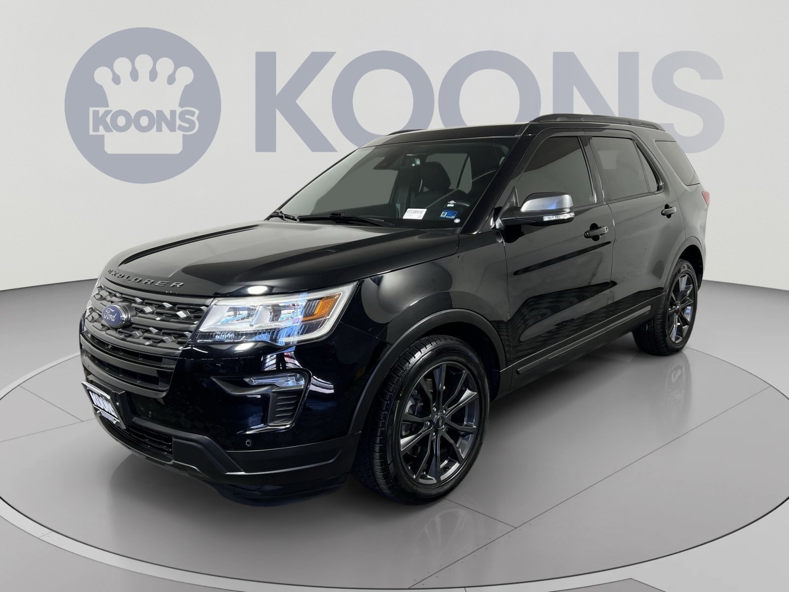 Certified 2018 Ford Explorer XLT w/ Equipment Group 202A AWD/4WD image 1