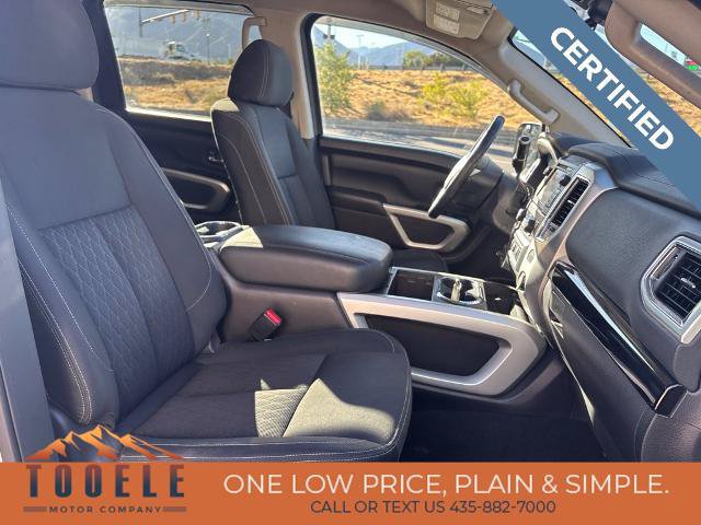 Used 2018 Nissan Titan SV w/ SV Convenience Package AWD/4WD image 29
