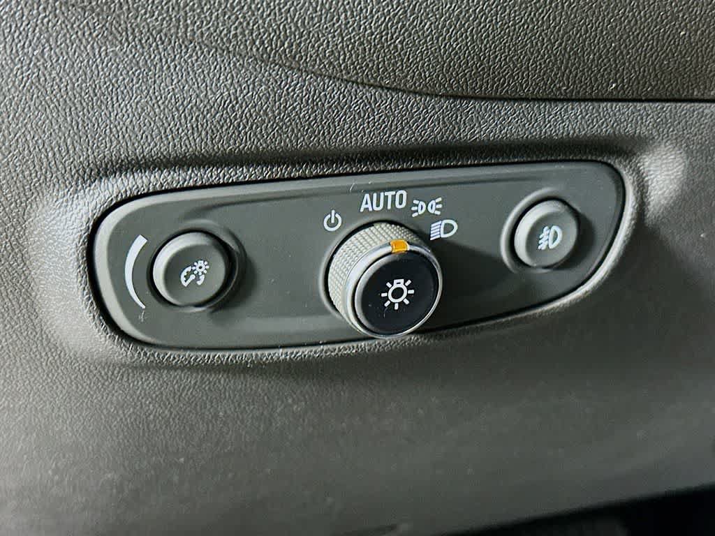 Used 2024 Chevrolet Equinox Premier AWD/4WD image 27