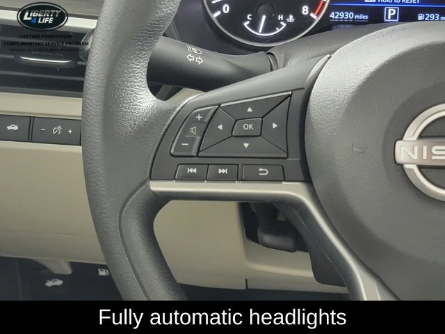Used 2025 Nissan Altima 2.5 SV AWD/4WD image 29