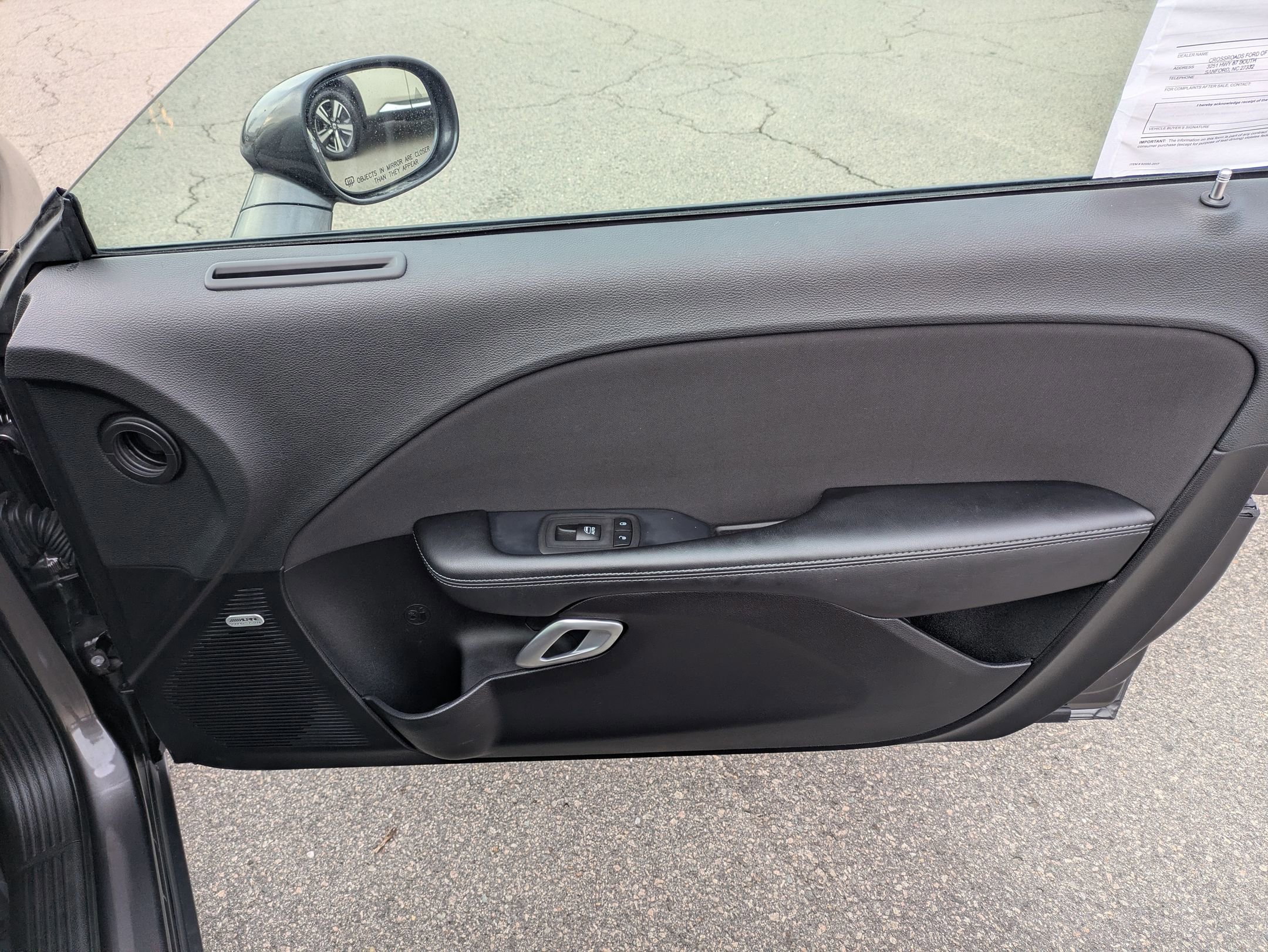 Used 2022 Dodge Challenger SXT w/ Driver Convenience Group image 28