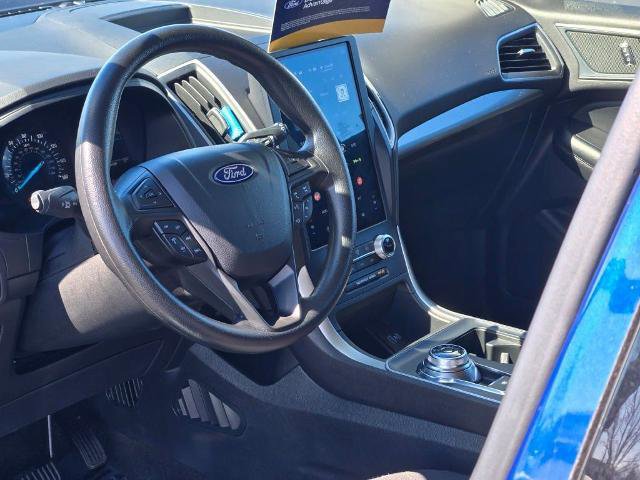 Certified 2024 Ford Edge SE w/ Black Appearance Package image 23
