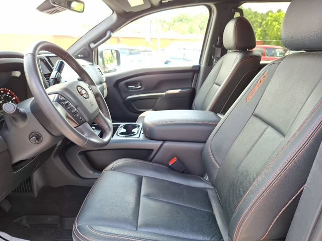 Used 2024 Nissan Titan PRO-4X w/ Pro-4x Convenience Package AWD/4WD image 16