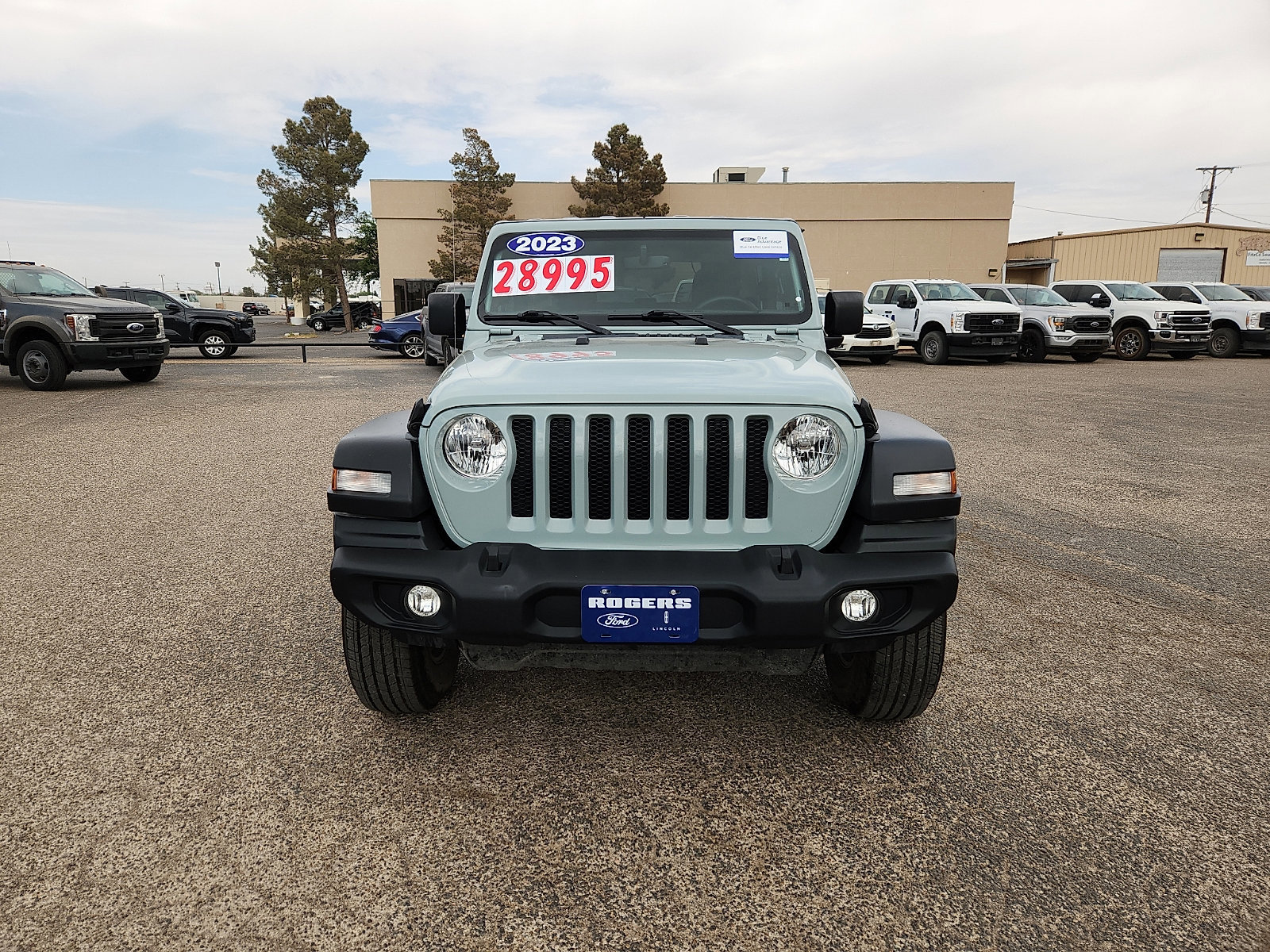 Used 2023 Jeep Wrangler Sport image 8