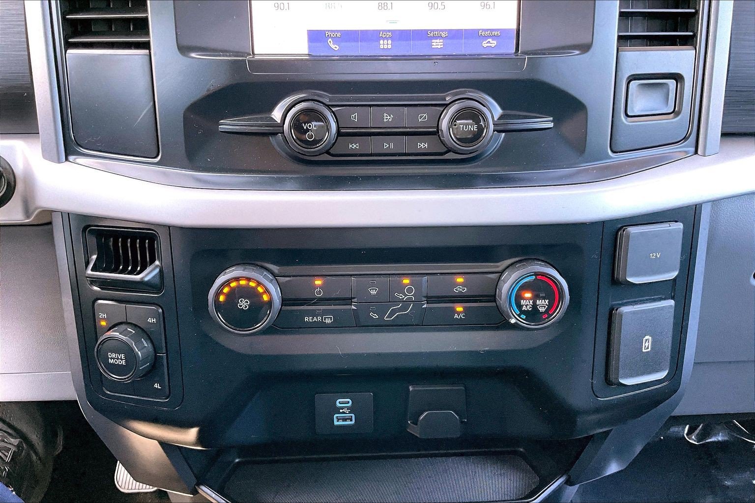Certified 2023 Ford F150 XLT AWD/4WD image 32