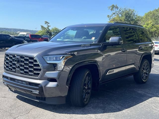 Used 2025 Toyota Sequoia Platinum AWD/4WD image 8