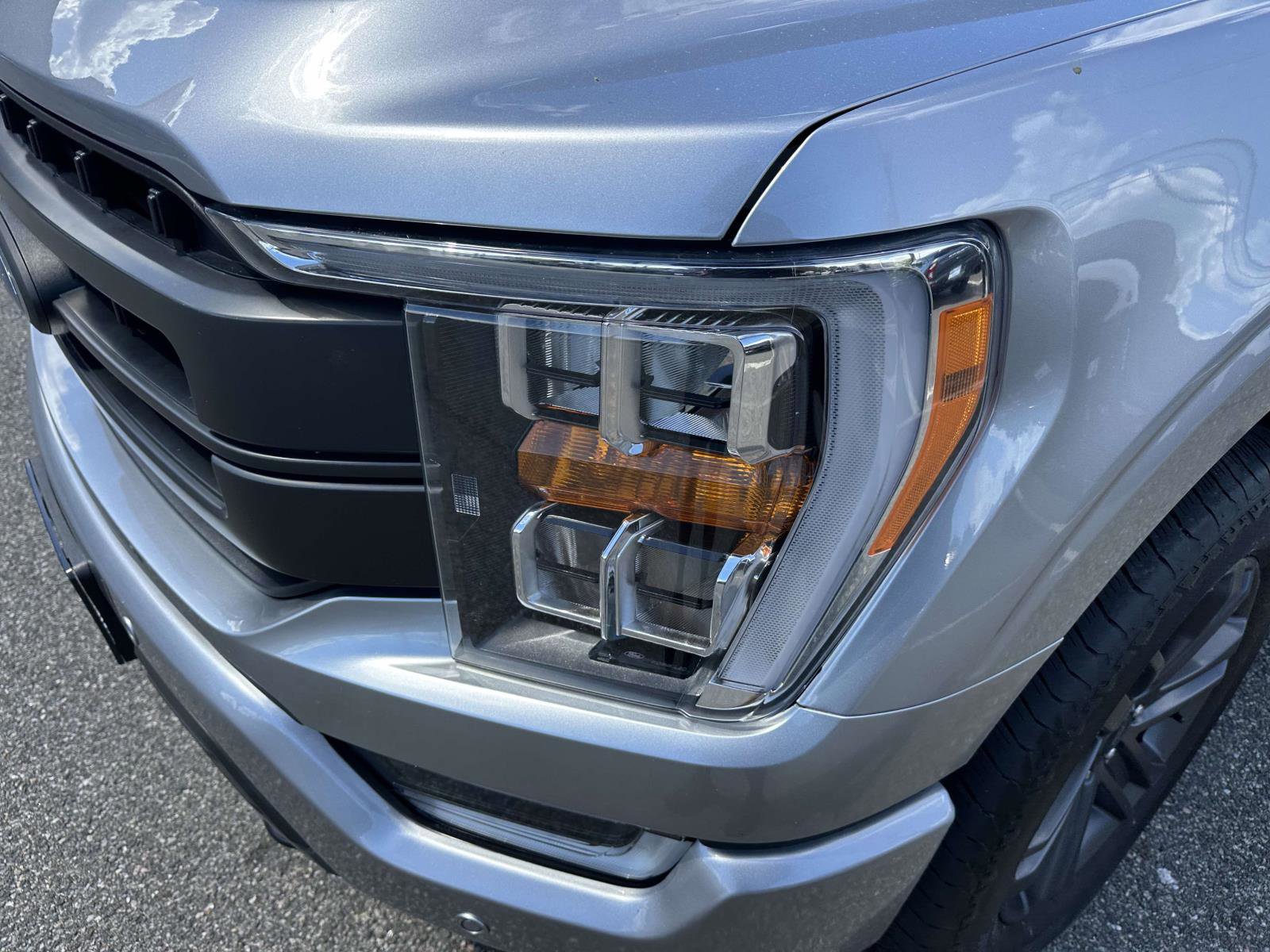 Certified 2023 Ford F150 Lariat AWD/4WD image 9