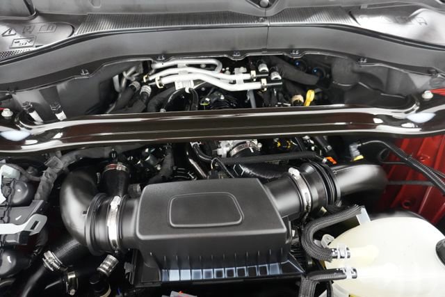 Certified 2025 Ford Explorer ST image 34