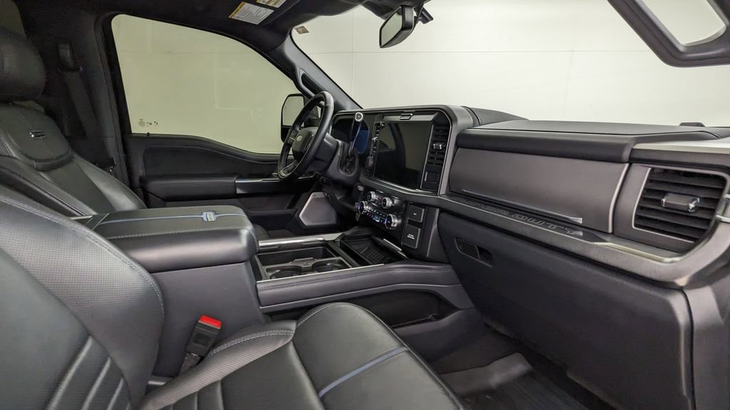 Certified 2025 Ford F250 Platinum AWD/4WD image 42