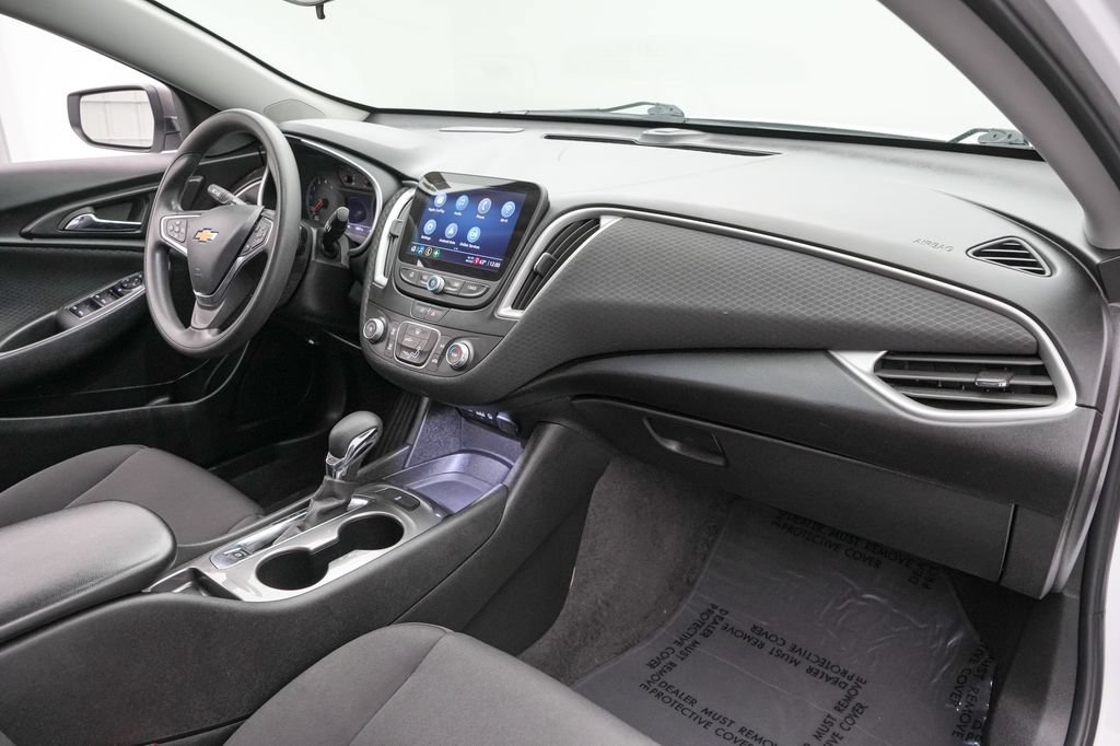 Used 2024 Chevrolet Malibu LS FWD image 21