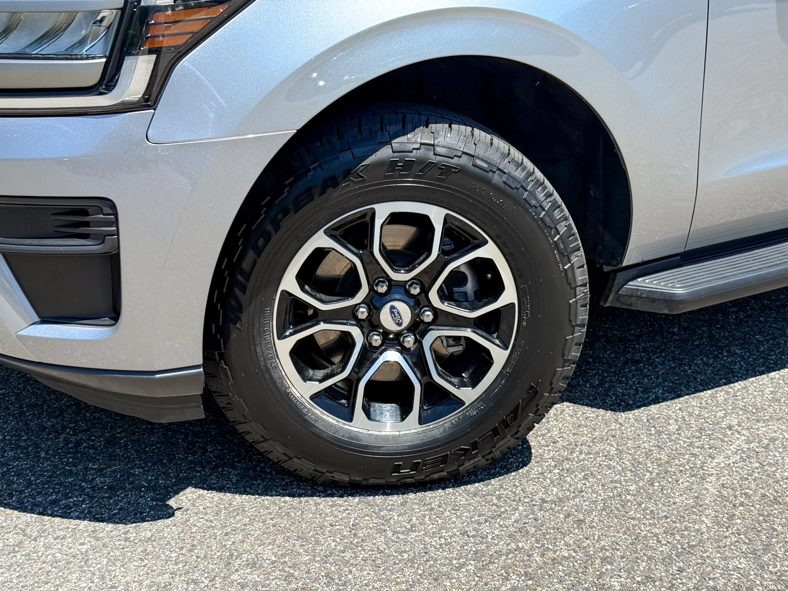 Certified 2023 Ford Expedition XLT AWD/4WD image 10