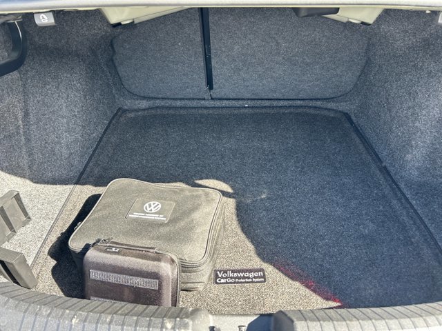 Used 2022 Volkswagen Jetta GLI Autobahn image 25