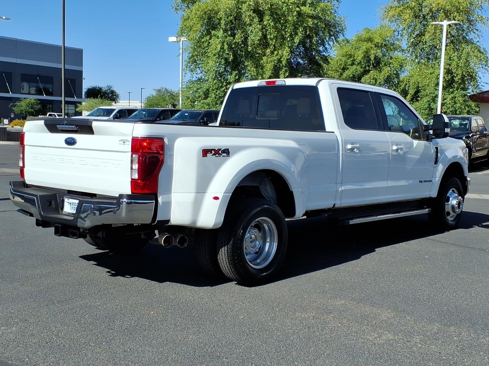 Certified 2022 Ford F350 Lariat AWD/4WD image 4