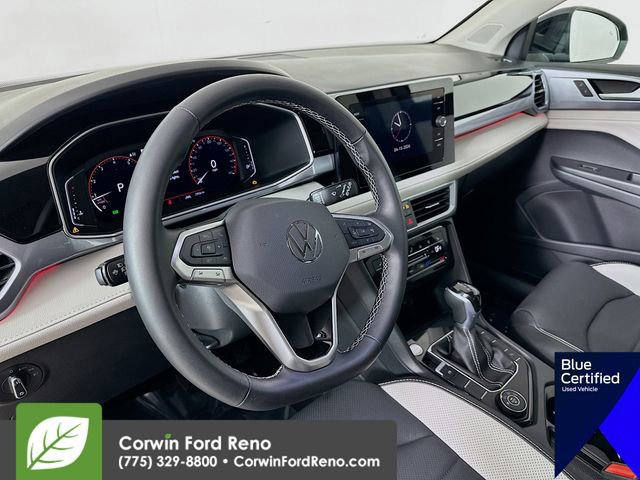 Used 2025 Volkswagen Taos SEL image 11