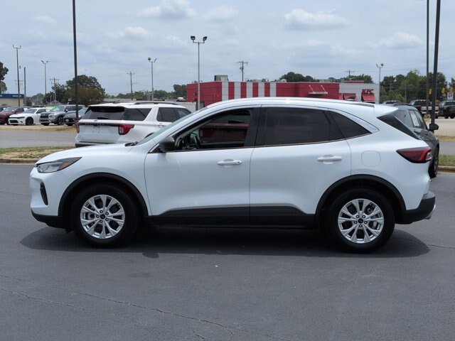 Certified 2023 Ford Escape Active w/ Cold Weather Package FWD image 7