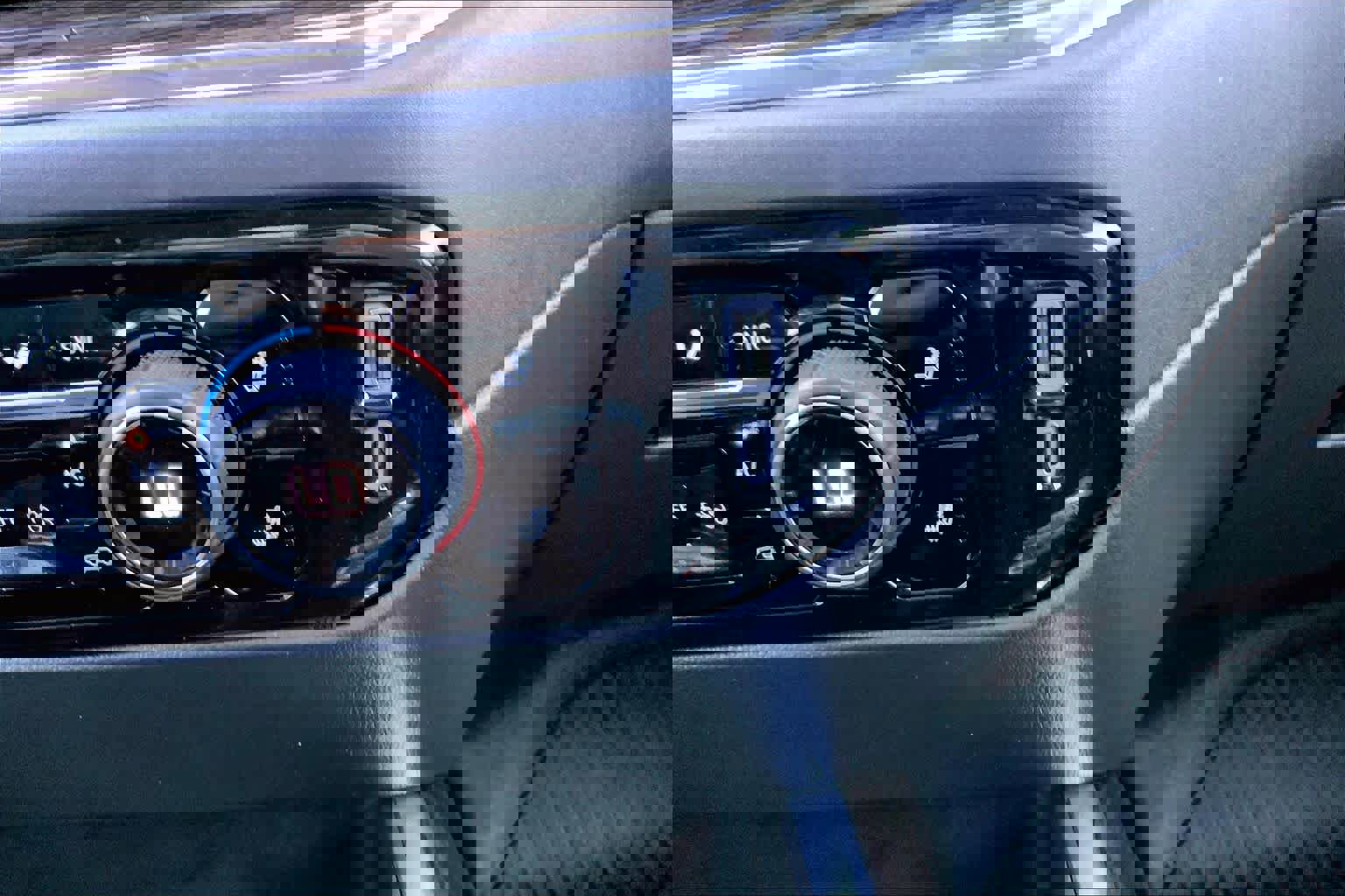 Used 2024 Chevrolet Silverado 1500 RST image 33