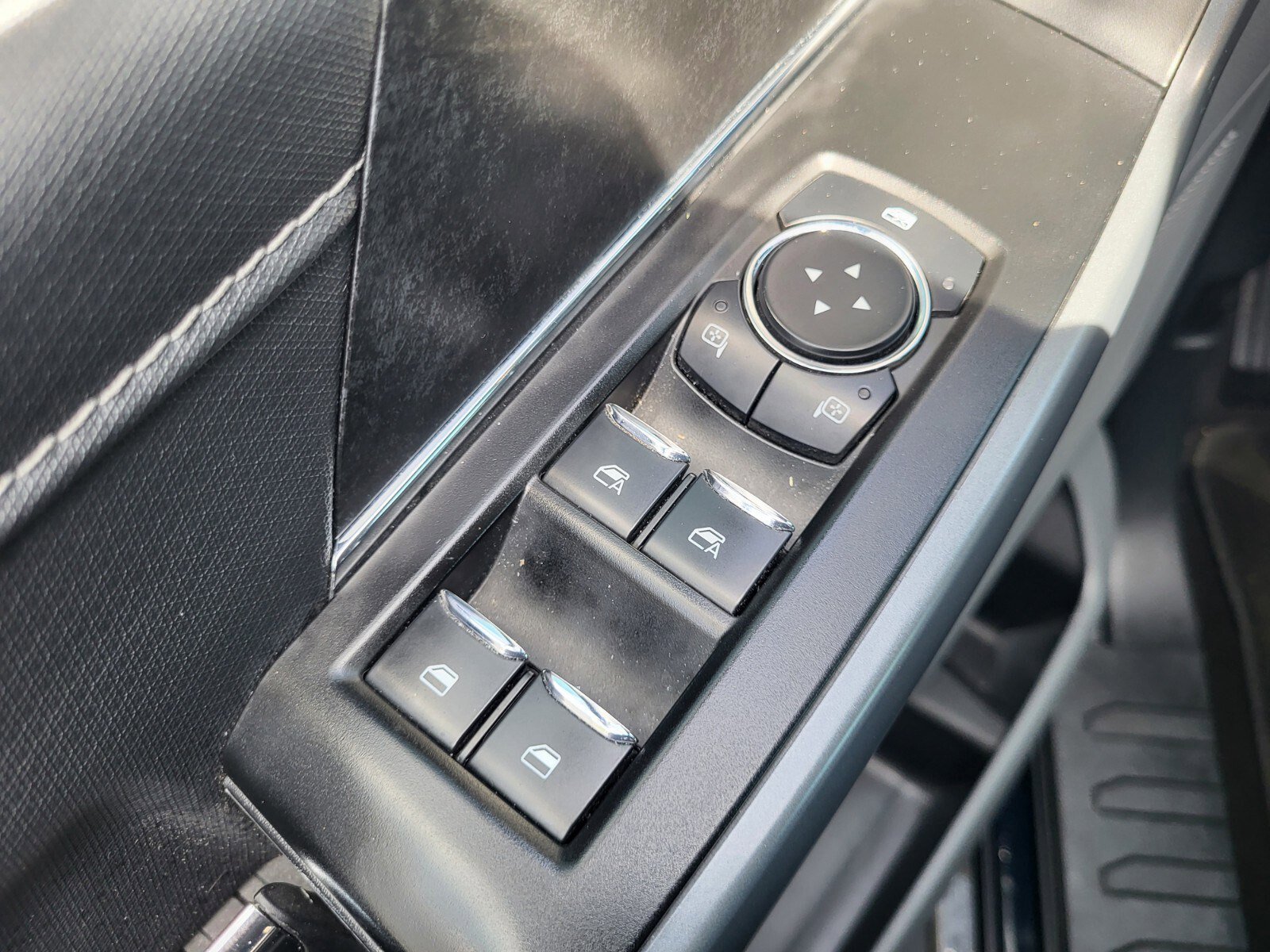 Certified 2023 Ford F150 XLT w/ Equipment Group 302A High image 19