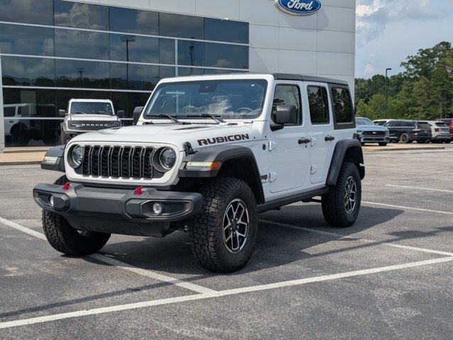 Used 2024 Jeep Wrangler Unlimited Rubicon AWD/4WD image 1