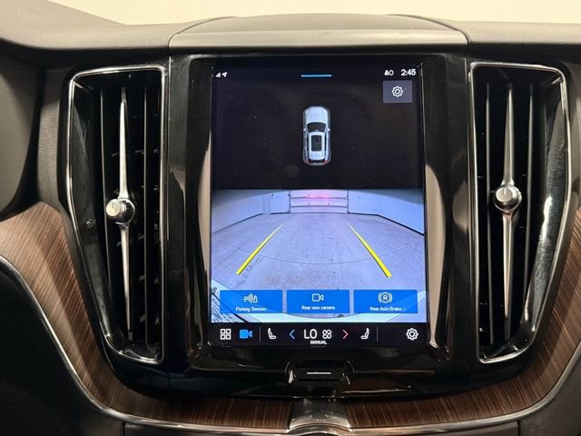 Used 2022 Volvo XC60 B5 Momentum AWD/4WD image 28