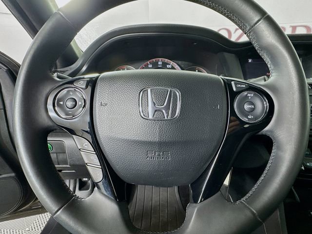 Used 2017 Honda Accord Sport image 13