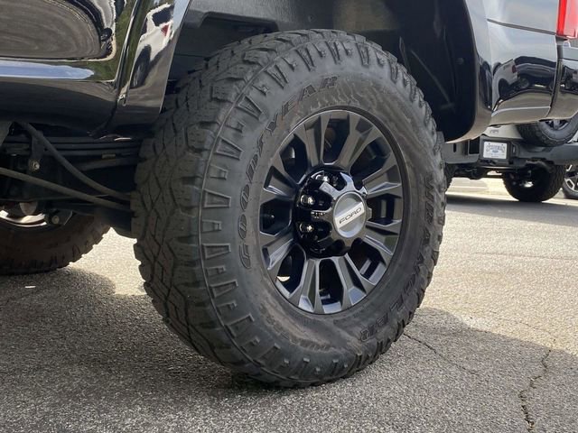 Certified 2022 Ford F350 Lariat w/ Tremor Off-Road Package image 11