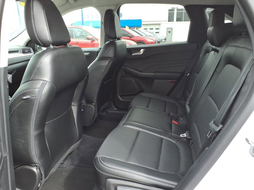 Certified 2022 Ford Escape SEL image 11