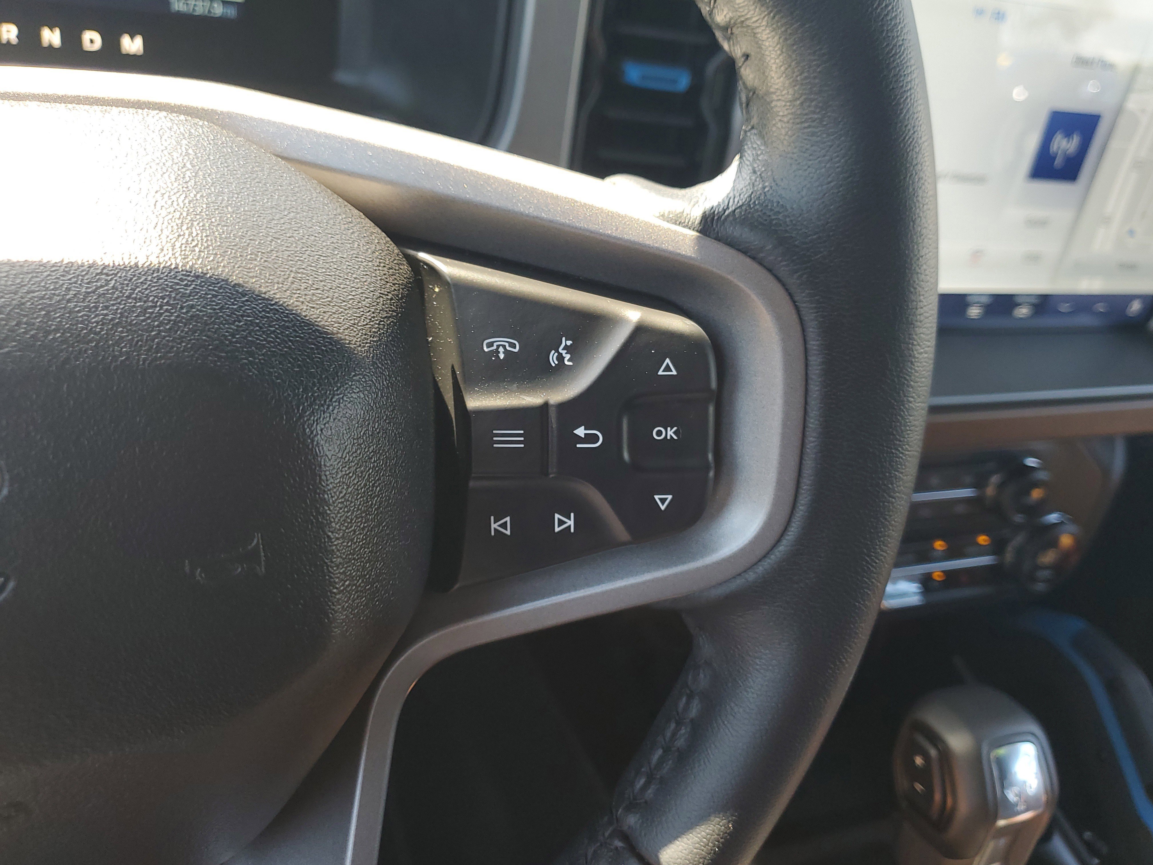 Certified 2023 Ford Bronco Outer Banks w/ Sasquatch Package image 18