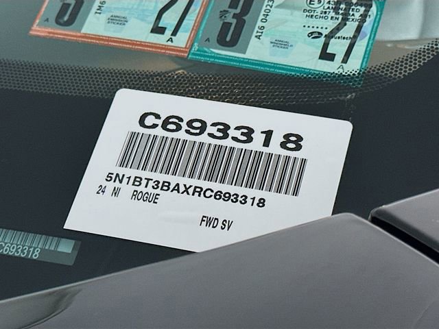 Used 2024 Nissan Rogue SV image 35