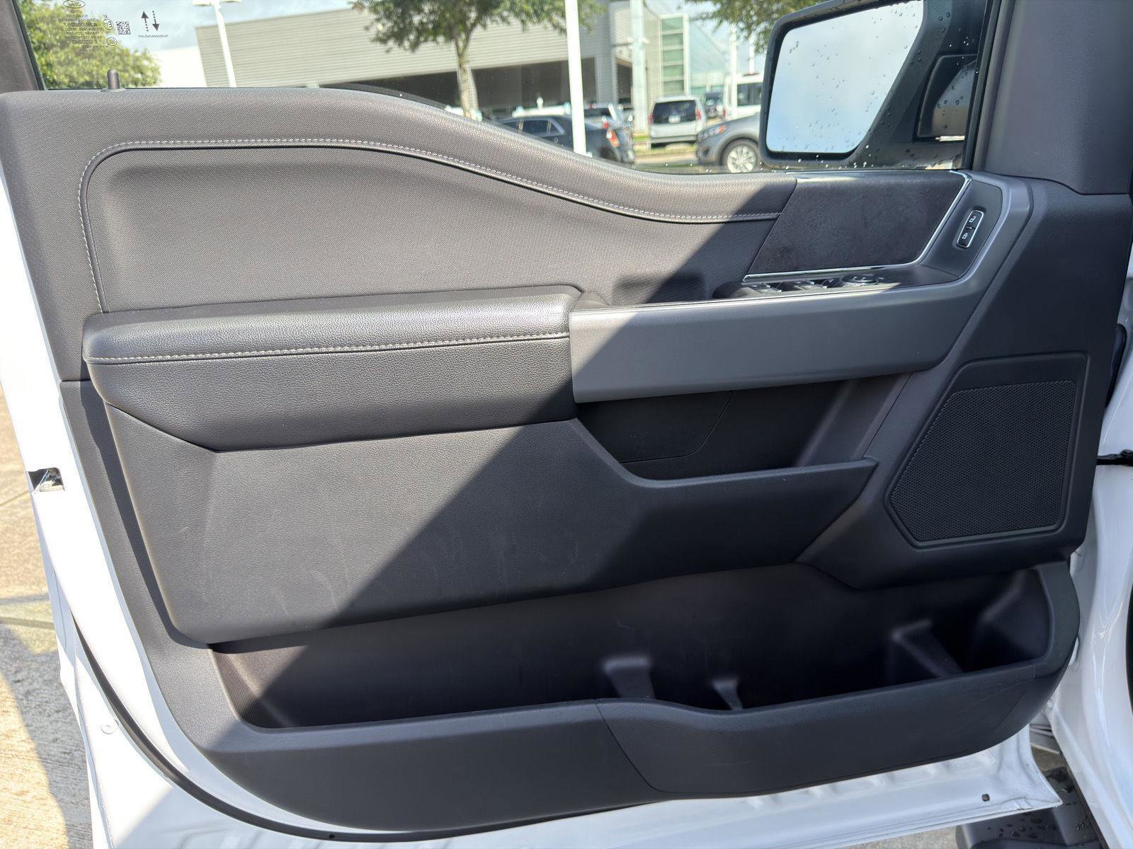 Certified 2024 Ford F150 XLT w/ Mobile Office Package RWD image 14