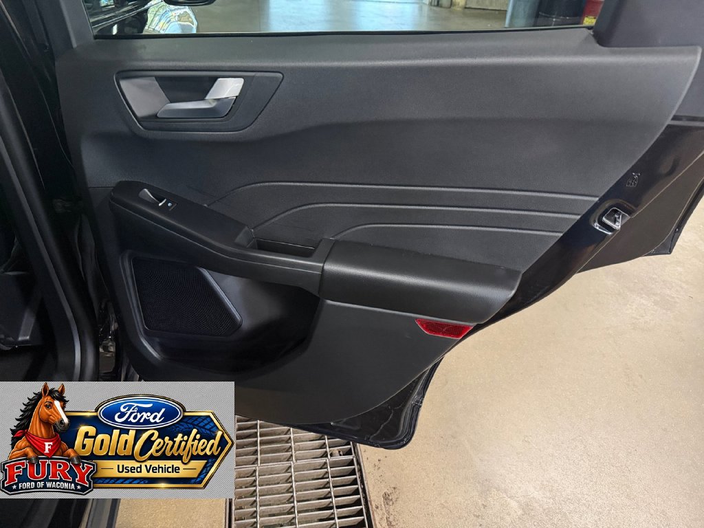 Certified 2025 Ford Escape Platinum AWD/4WD image 20