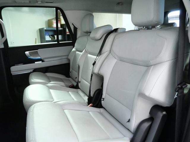 Certified 2025 Ford Expedition Max Platinum AWD/4WD image 14