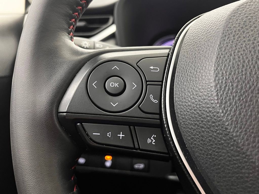 Used 2023 Toyota RAV4 SE w/ Weather & Moonroof Package image 24