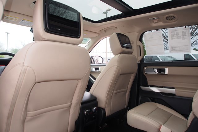 Certified 2021 Ford Explorer Limited w/ Hybrid Equipment Group 310A image 24