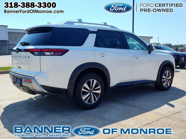 Used 2024 Nissan Pathfinder SL FWD image 9