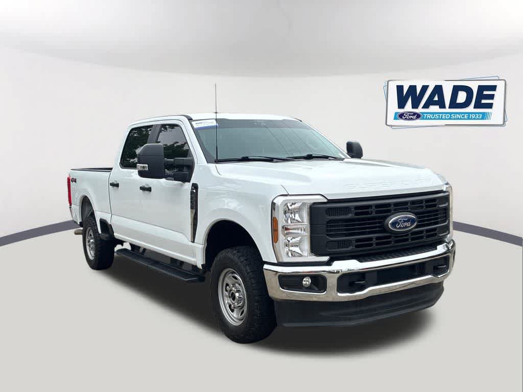 Certified 2024 Ford F250 XL w/ XL Chrome Package AWD/4WD image 3