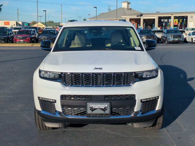 Used 2021 Jeep Grand Cherokee L Limited AWD/4WD image 7
