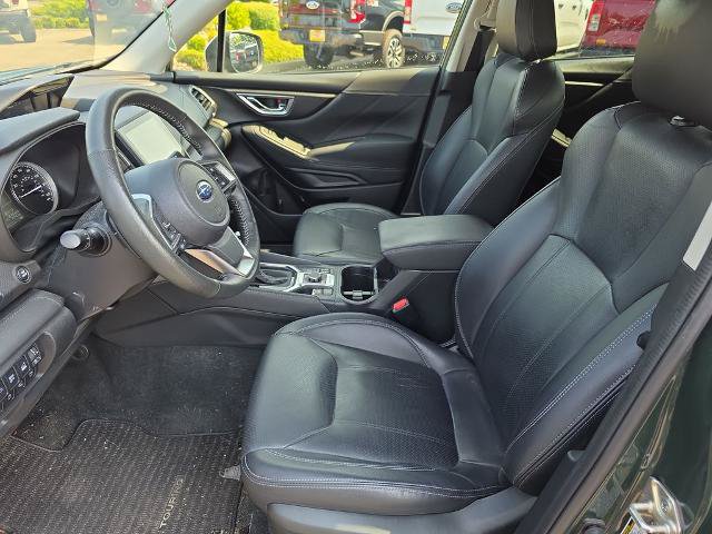 Used 2023 Subaru Forester Touring AWD/4WD image 5