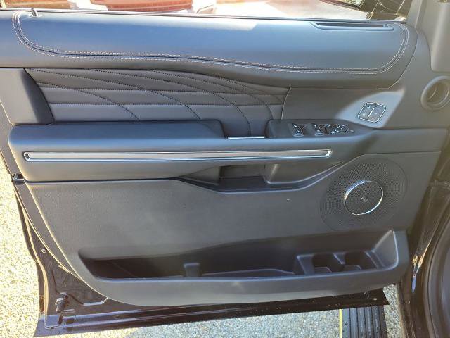 Certified 2024 Ford Expedition Max Platinum image 24