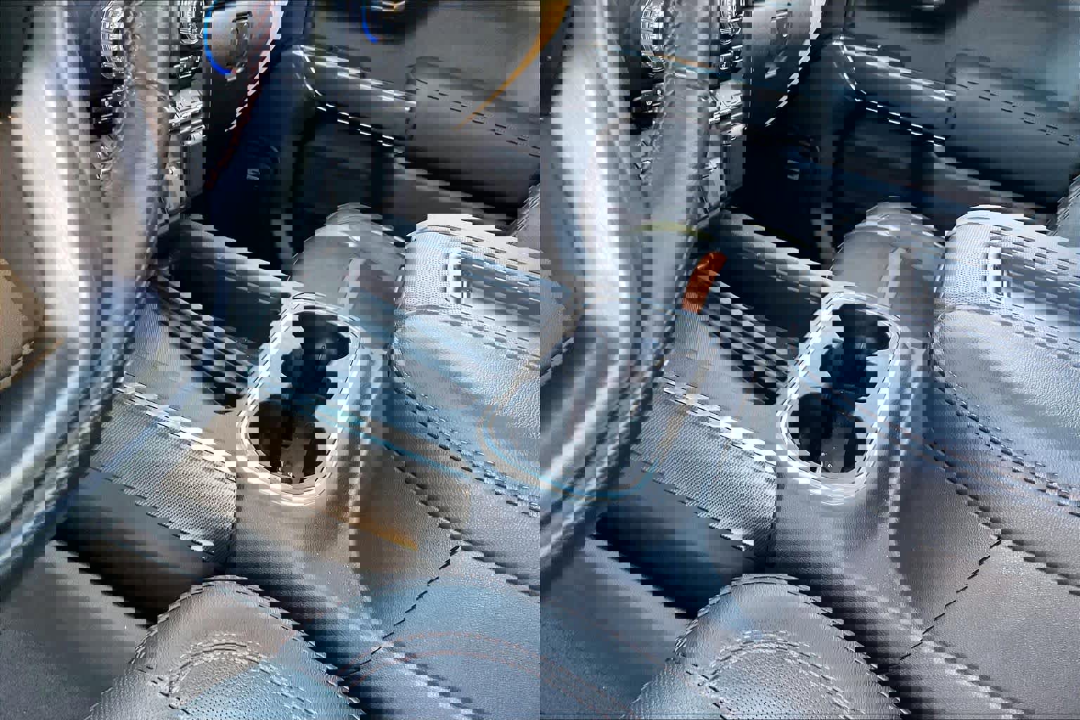 Used 2019 GMC Sierra 1500 AT4 w/ Off Road Performance Package image 16