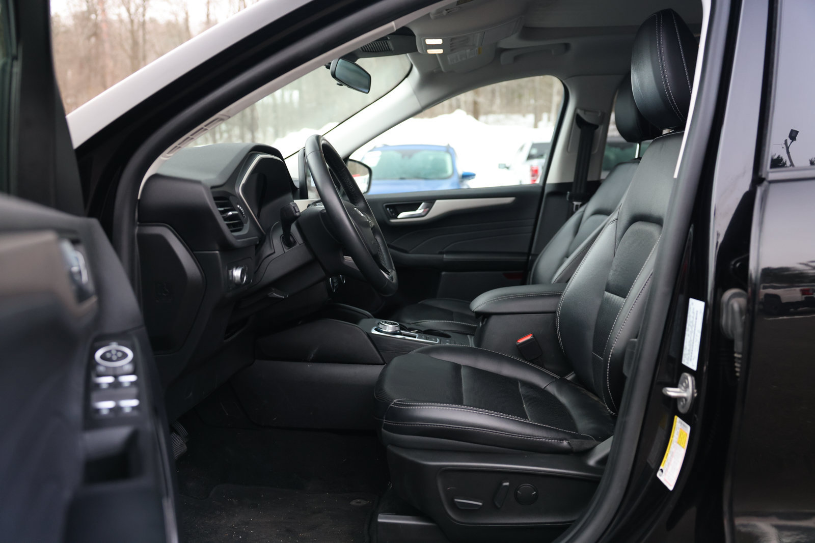 Certified 2022 Ford Escape SEL AWD/4WD image 16