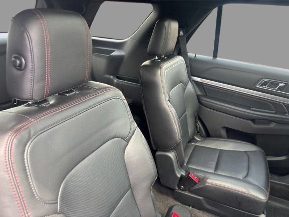 Certified 2018 Ford Explorer Sport w/ Equipment Group 401A AWD/4WD image 11