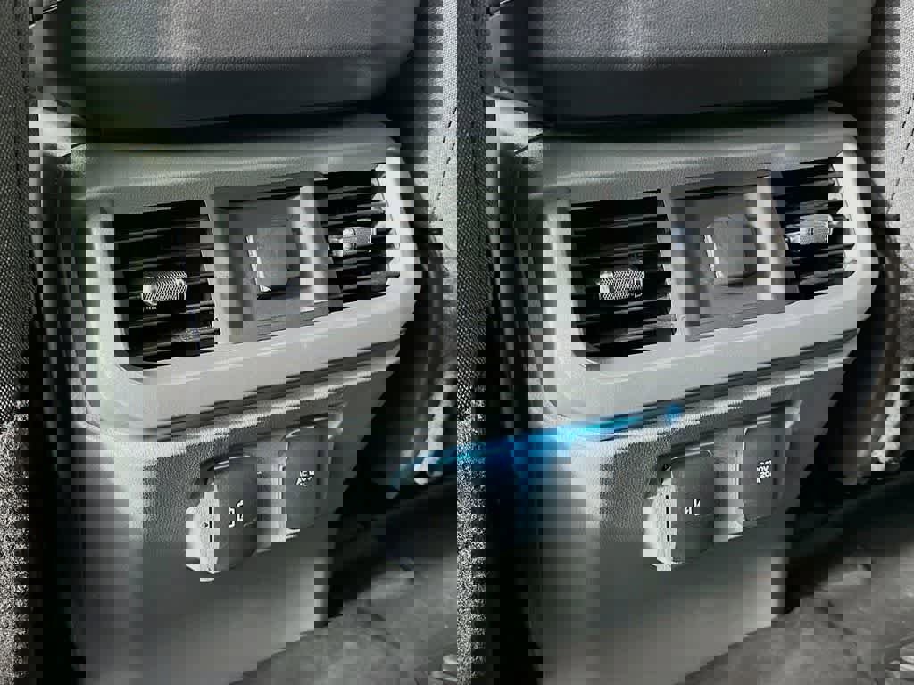 Certified 2023 Ford F150 Lightning XLT image 13