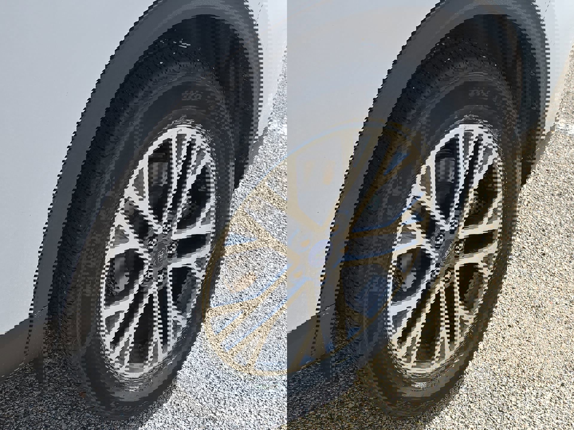 Certified 2020 Ford Escape SEL FWD image 10