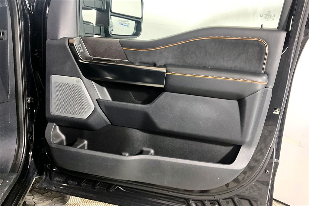 Certified 2024 Ford F250 Platinum AWD/4WD image 19