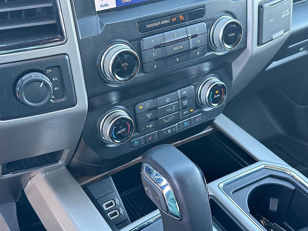 Certified 2020 Ford F150 Lariat w/ Equipment Group 502A Luxury image 14