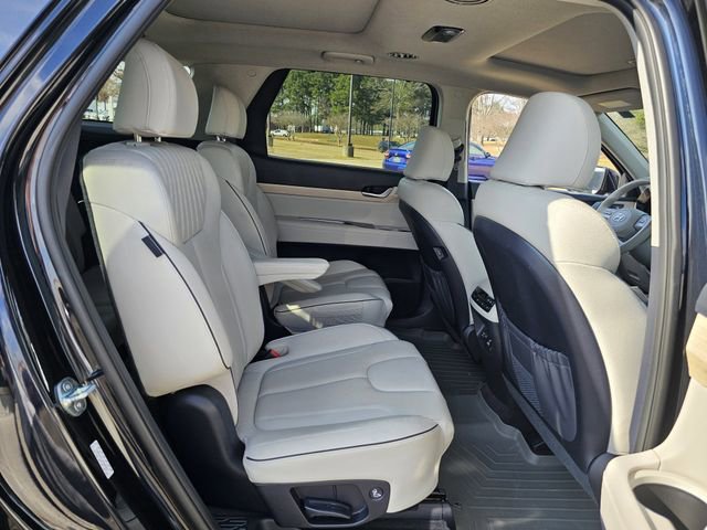 Used 2024 Hyundai Palisade Limited image 30